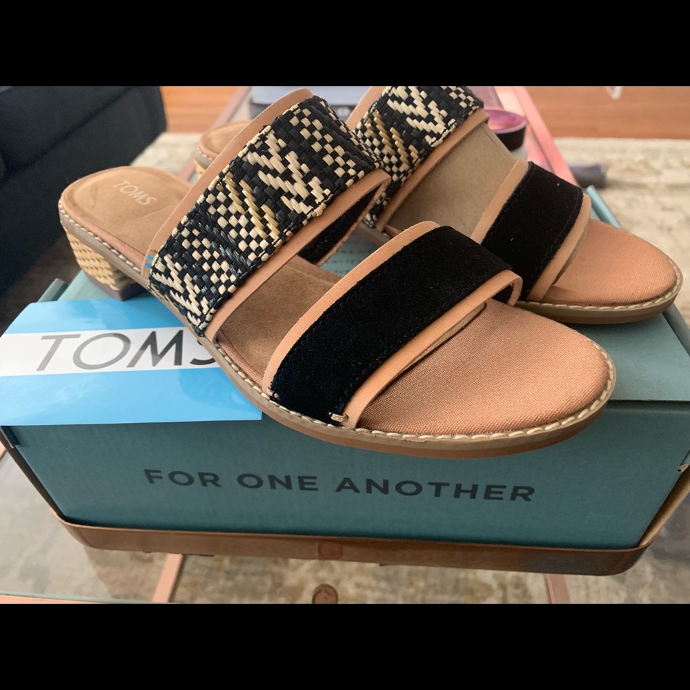 Toms Geometric Sandals